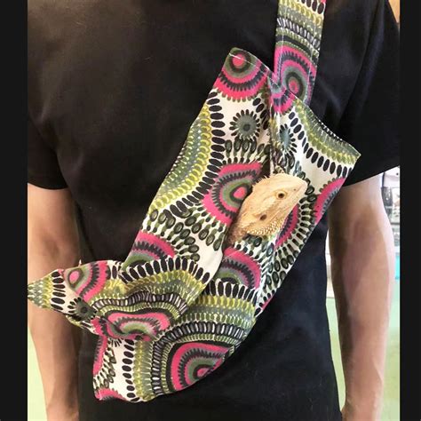 SETHOUS Bearded Dragon Sling Carrier with Adjustable Straps, Soft Warm Bearded Dragon Carrier, Reptile Sling for Lizard Leopard Gecko Small Animal 4. . Bearded dragon sling